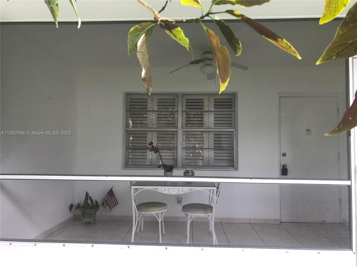 Property Photo: 581 Blue Heron Dr 122-B FL 33009