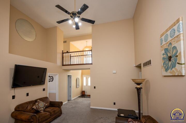 Property Photo: 6239 SW 38th Pl KS 66610