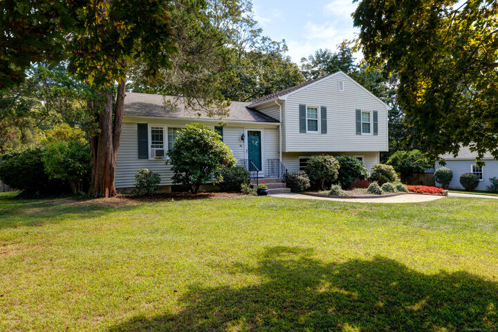 Property Photo: 42 Horseshoe Road CT 06437