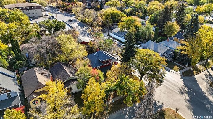 521 Albert Avenue  Saskatoon SK S7N 1G4 photo
