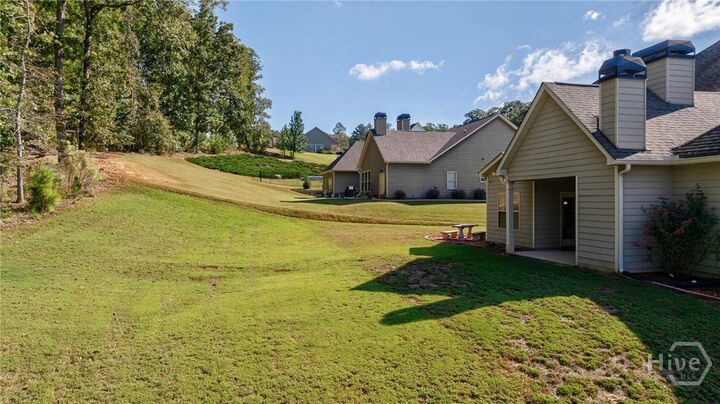 Property Photo:  860 Ashland Falls Drive  GA 30656