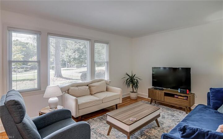 Property Photo: 4185 Sunnydell Drive NC 27106