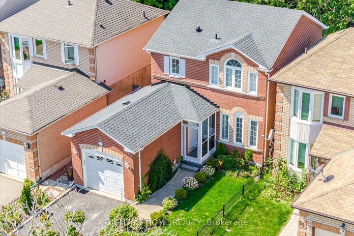 Photo de la propriété: 27 Lasby Lane ON L7J 2W9