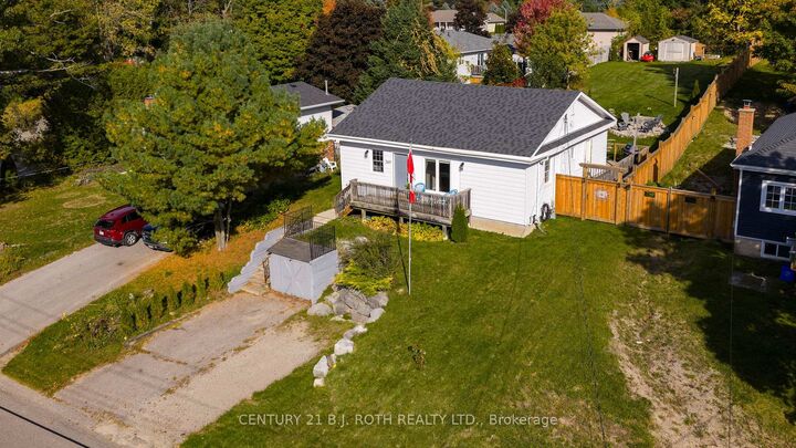 249 Church Street  Penetanguishene ON L9M 1G6 photo