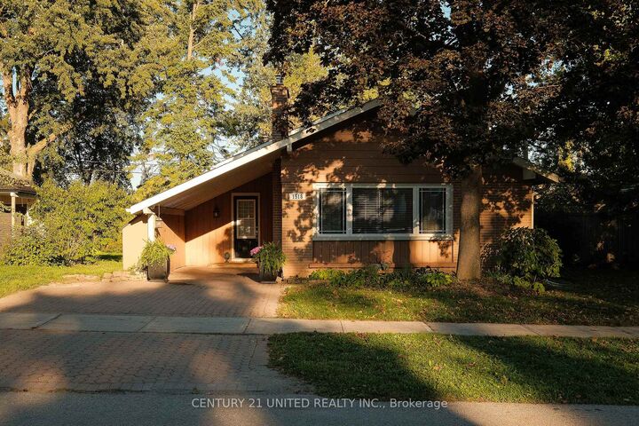 Photo de la propriété:  1518 Westbrook Drive  ON K9J 7V4 