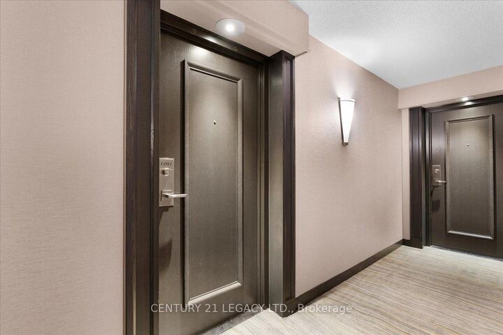 Property Photo:  2269 Lake Shore Boulevard W 1207  ON M8V 3X6 