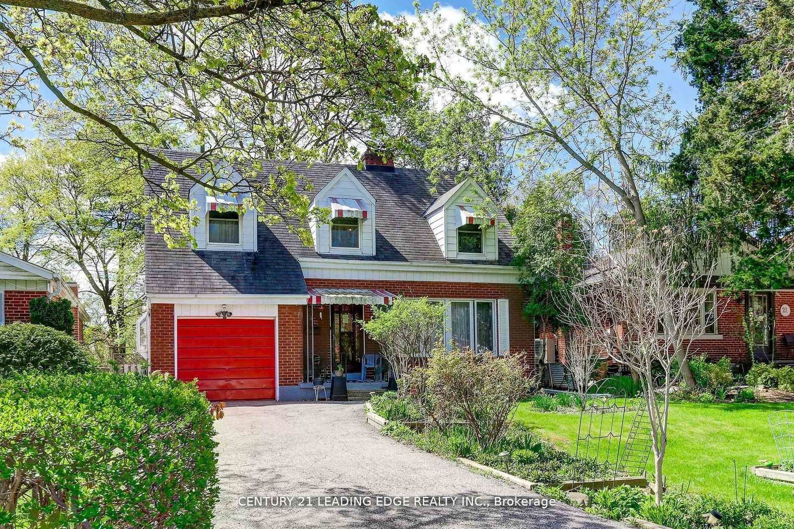 Property Photo:  19 Royaleigh Avenue  ON M9P 2J4 