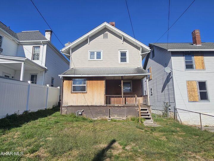Property Photo:  1107 N 3rd Street  PA 16601 