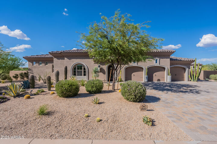 8512 E Eagle Claw Drive  Scottsdale AZ 85266 photo