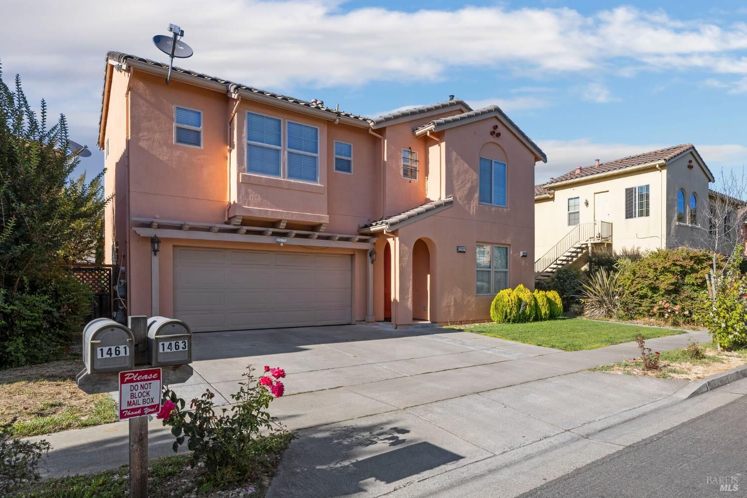 Property Photo:  1461 1463 Trombetta Street  CA 95407 