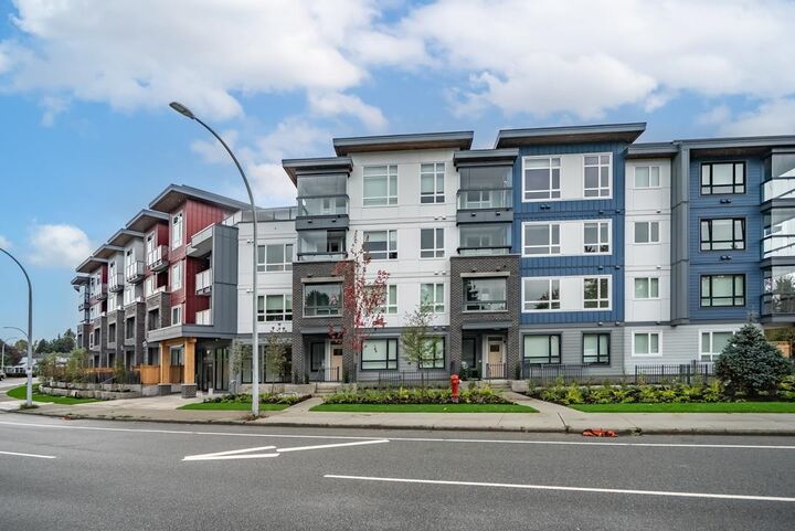 13788 76 Avenue 406 — photo 1