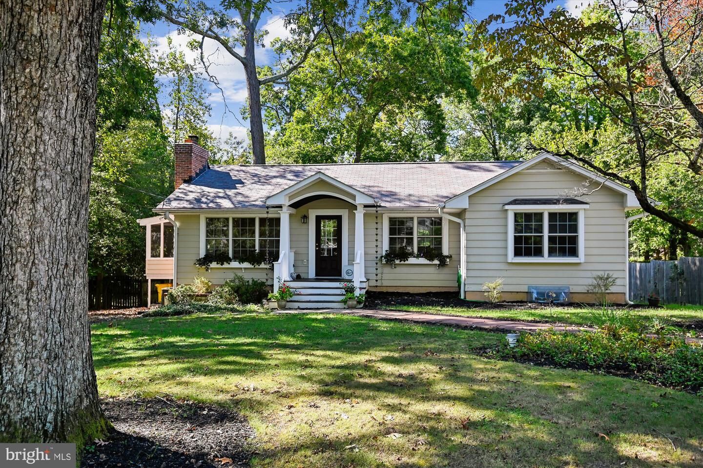 Property Photo: 1009 Pinecrest Drive MD 21403