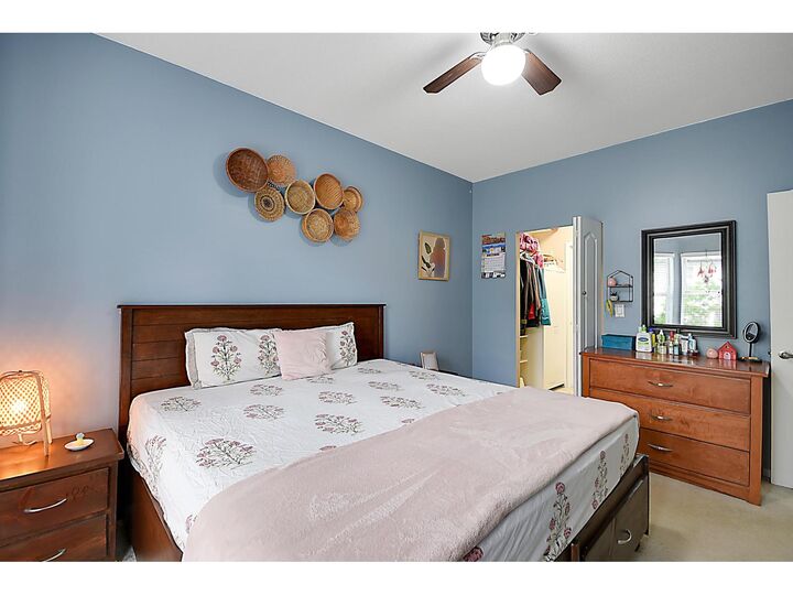 Photo de la propriété: 13918 72 118 BC V3W 0T4