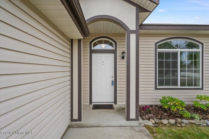Property Photo:  3828 W Sharpshin Dr  ID 83815