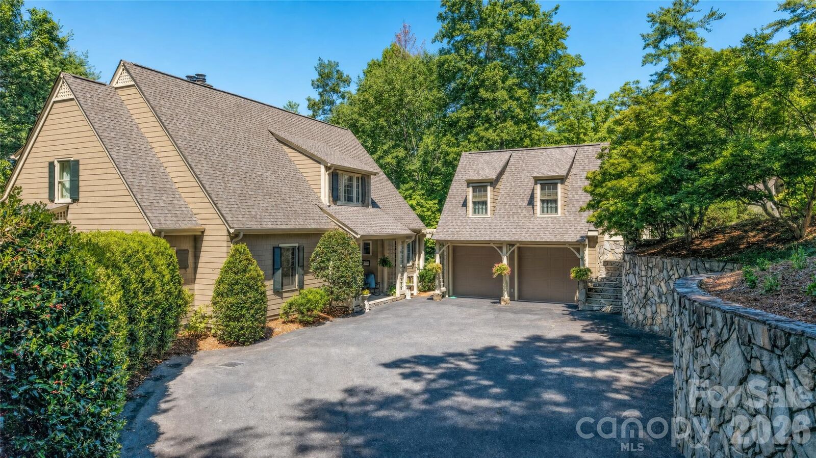 Property Photo: 1513 Brentwood Place NC 28655