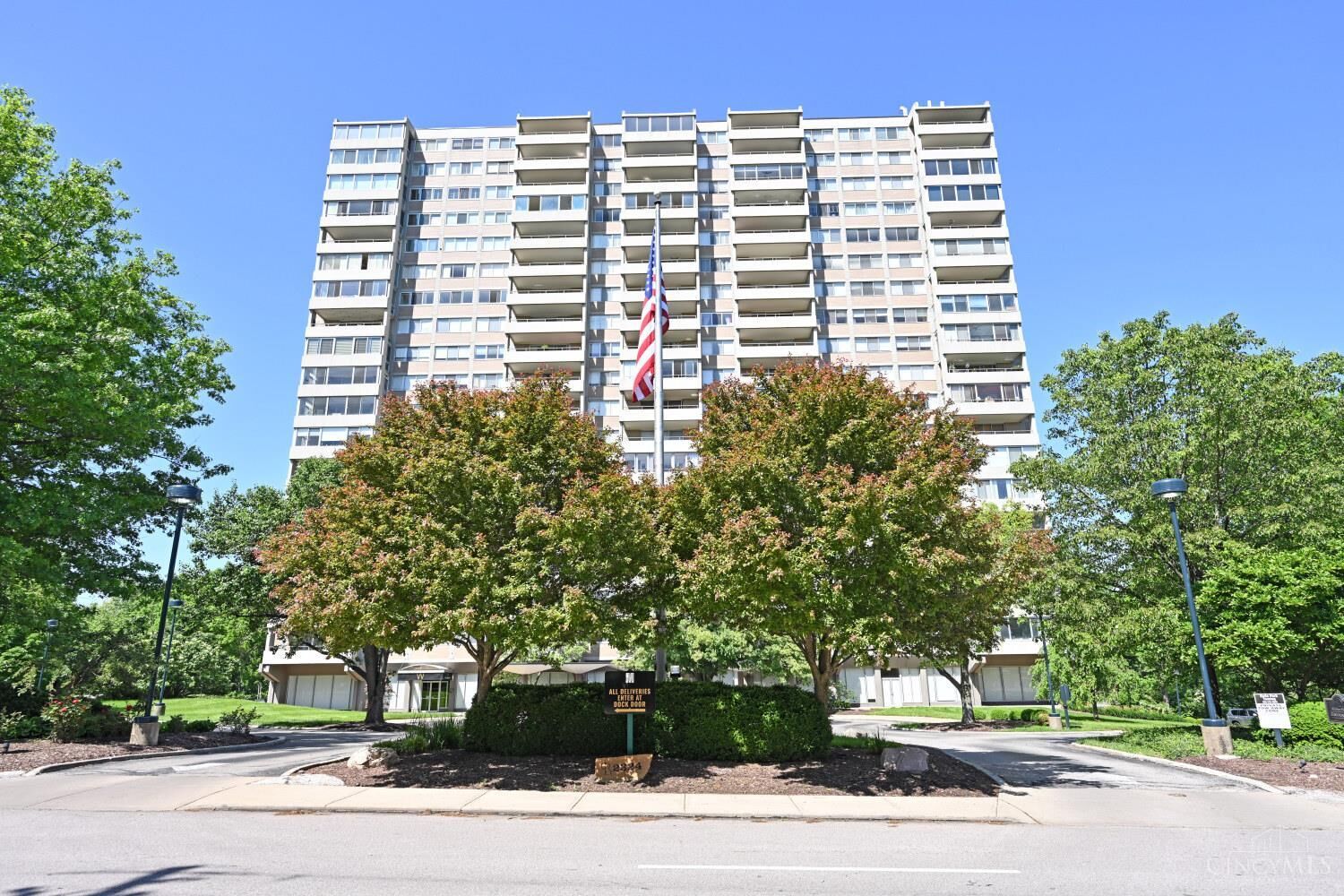 Property Photo:  2324 Madison Road  OH 45208 