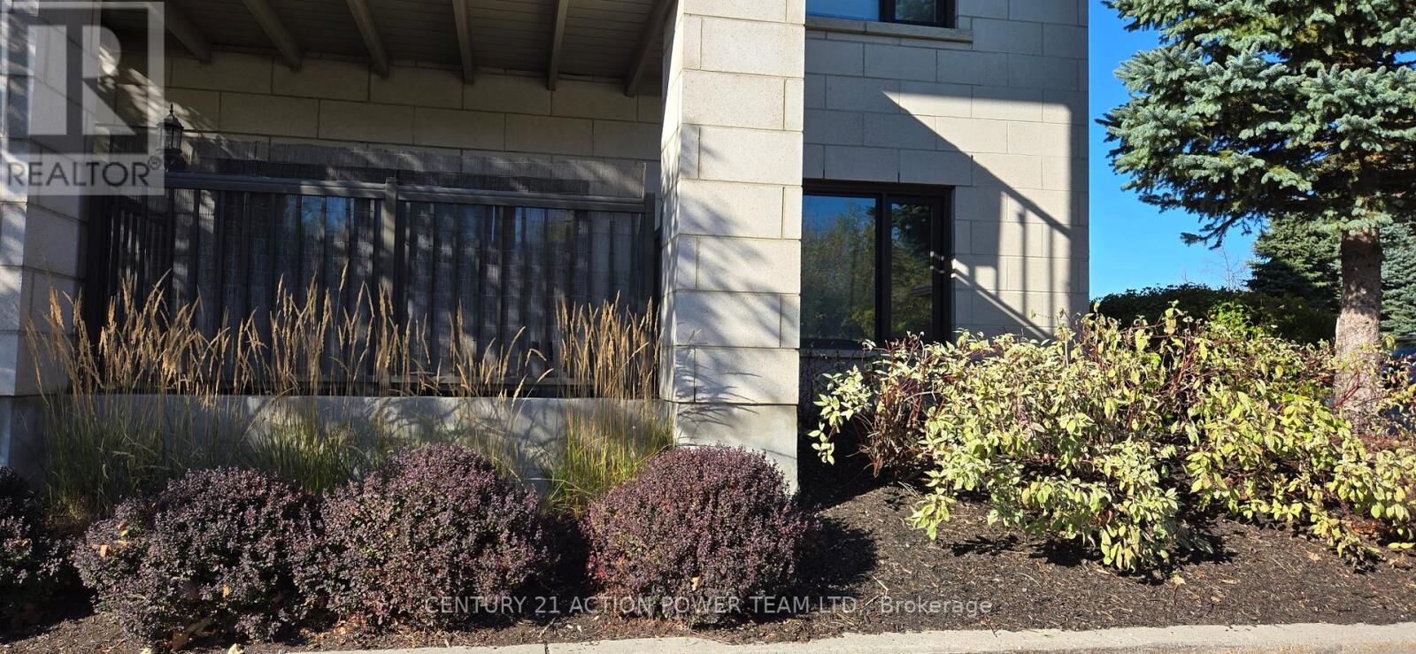 Property Photo:  755 Beauparc Private 104  ON K1J 0A2 