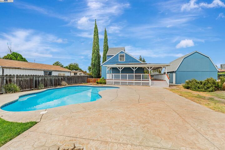 Property Photo:  434 Joseph Rd  CA 95336 