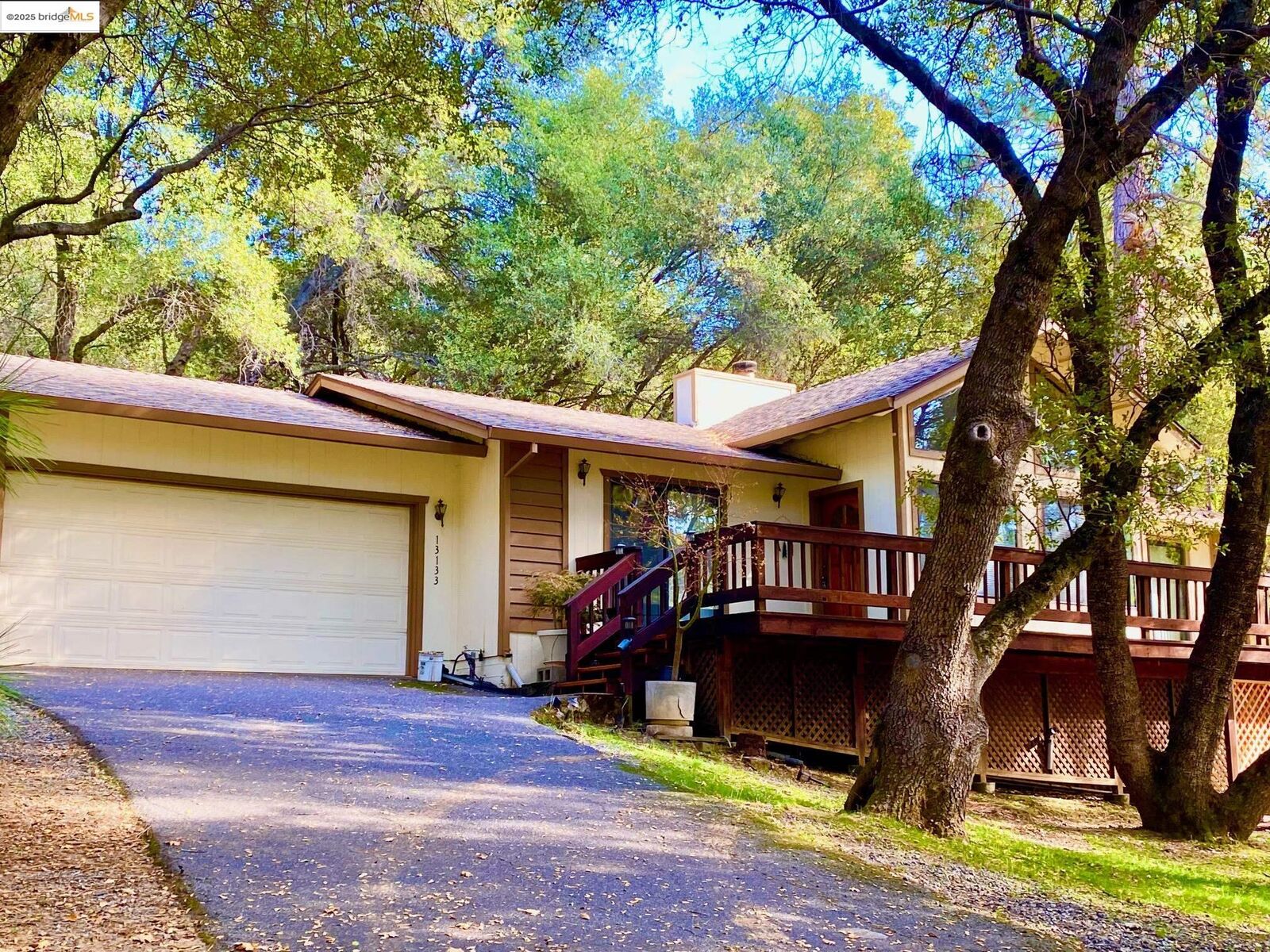 Property Photo:  13133 Mohrmann St  CA 95321 