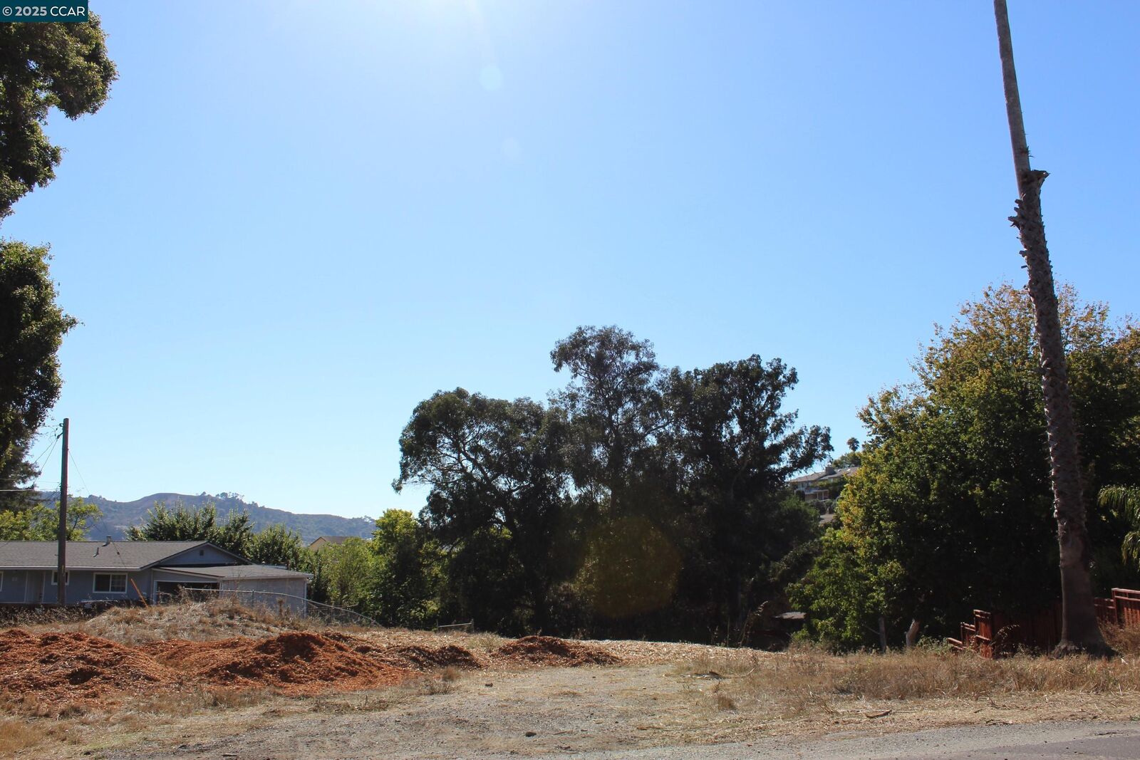Property Photo:  535 Rincon Rd  CA 94803 