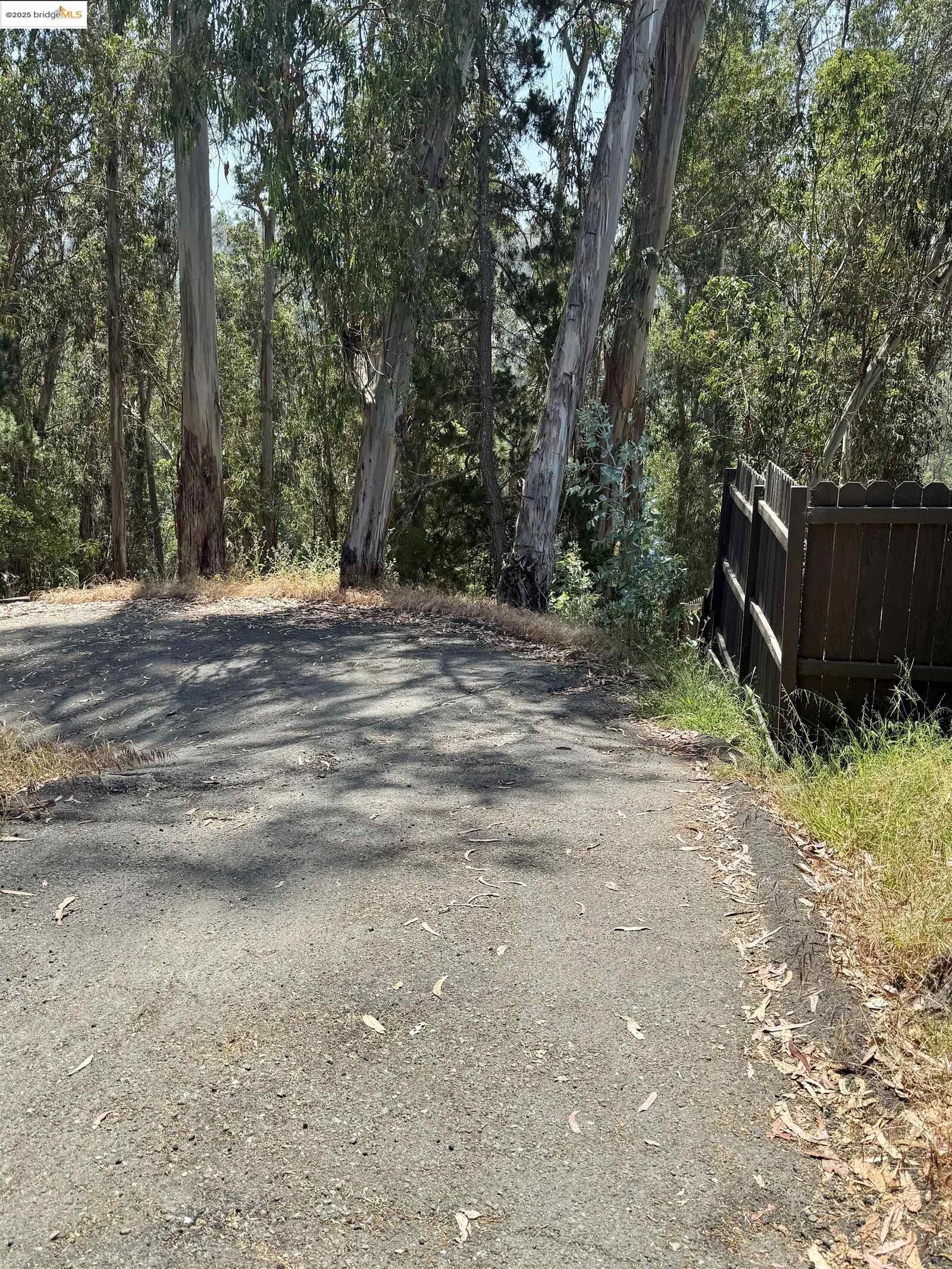 Property Photo: 6406 Valley View Rd. CA 94611