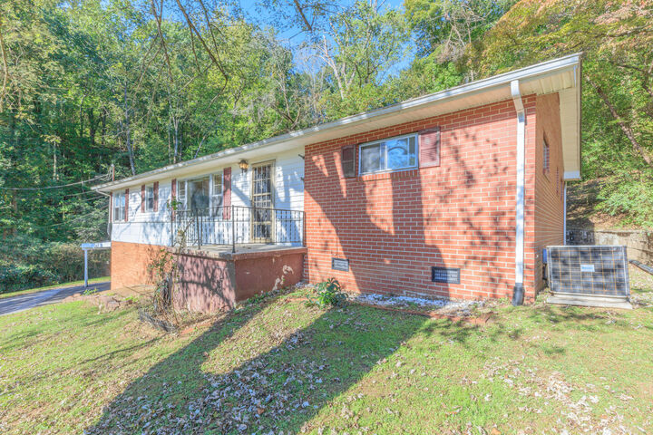 Property Photo:  9851 Millsaps Street  TN 37379 