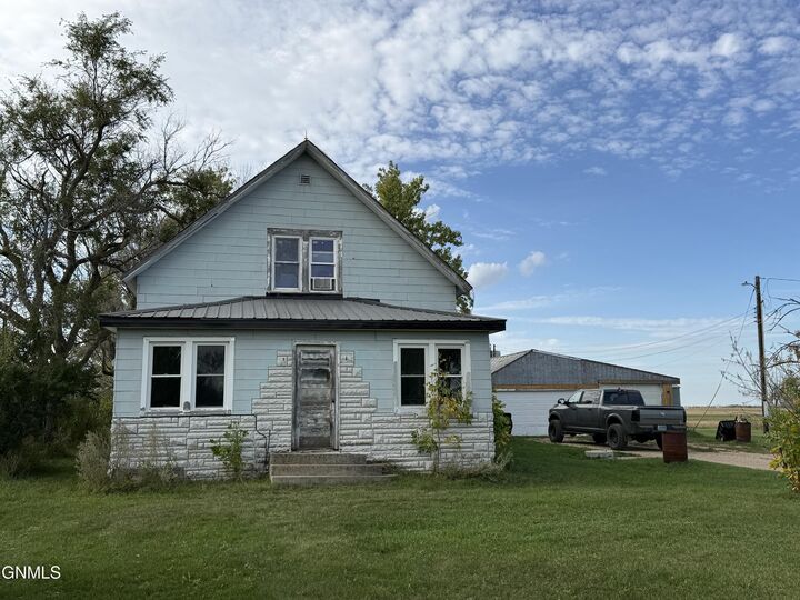 Property Photo:  43401 593rd Street NW  ND 58746