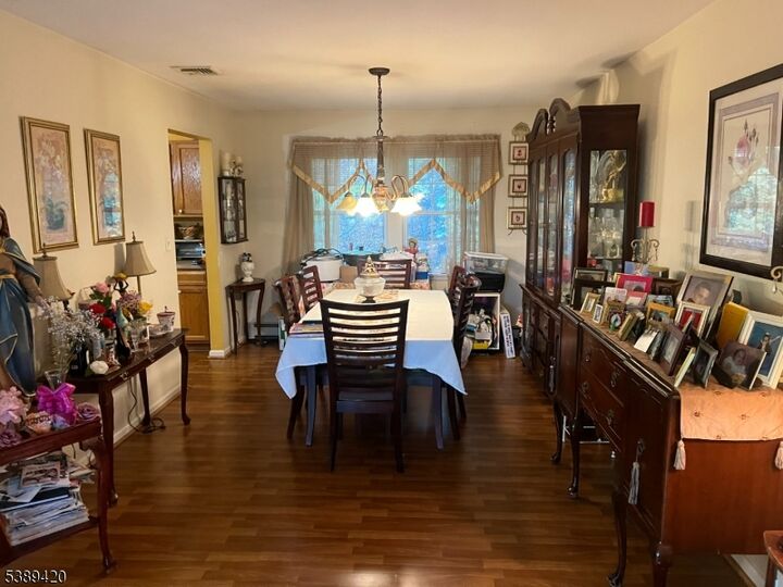 Property Photo:  3 Undercliff Lane  NJ 07035 