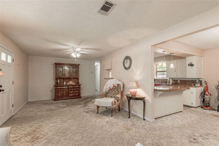 Property Photo: 174 E Westwood Drive E TX 75862