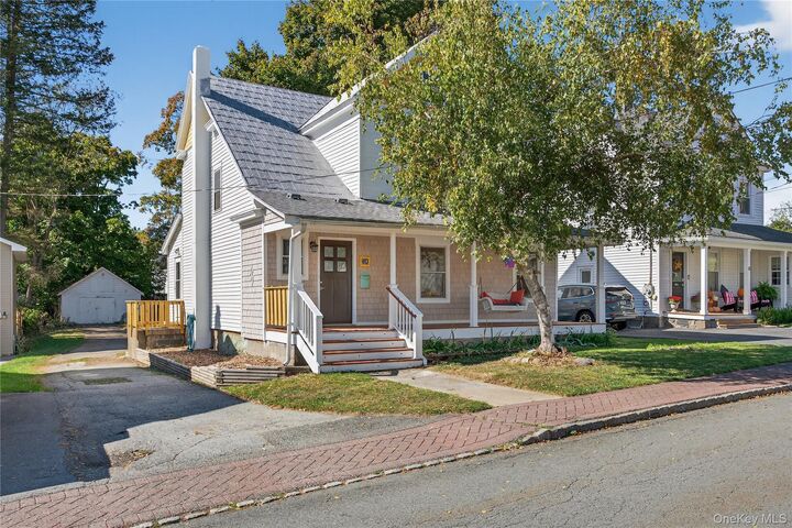 10 Howe Street  Warwick (Village) NY 10990 photo