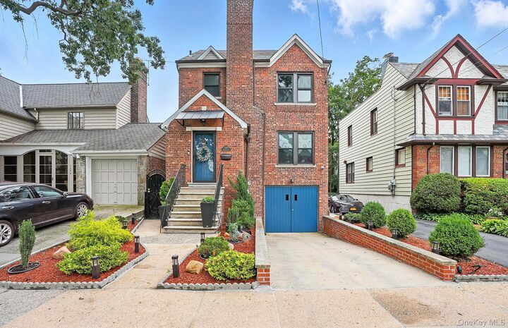 Property Photo:  1260 Rhinelander Avenue  NY 10461 