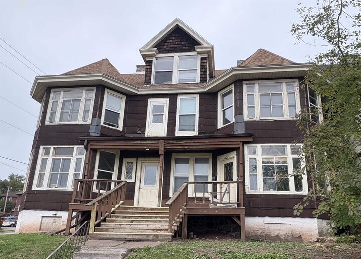 1901 E Superior St  Duluth MN 55812 photo