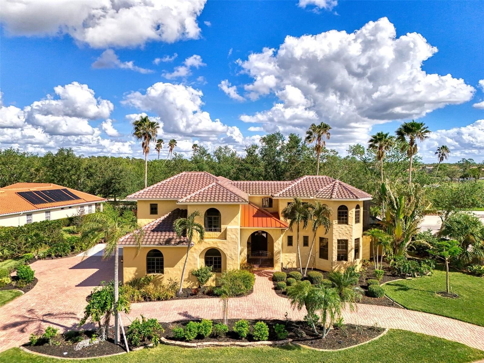 Property Photo: 3060 Rivershore Lane FL 33953