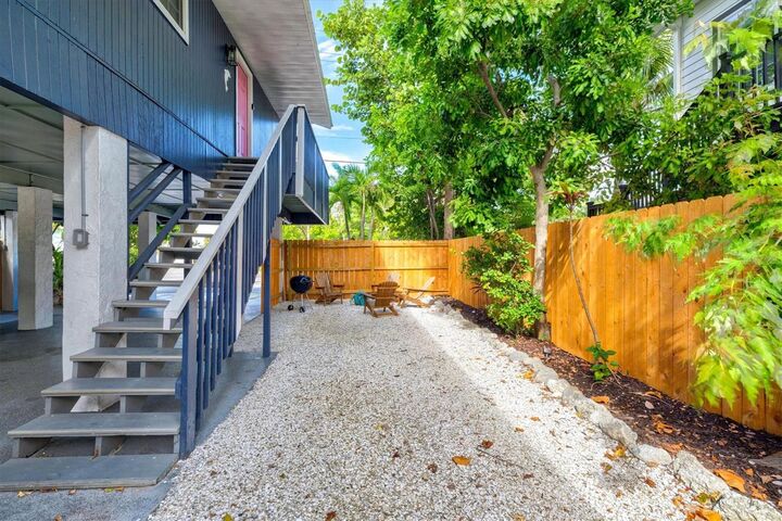 Property Photo:  8106 Gulf Drive  FL 34217 