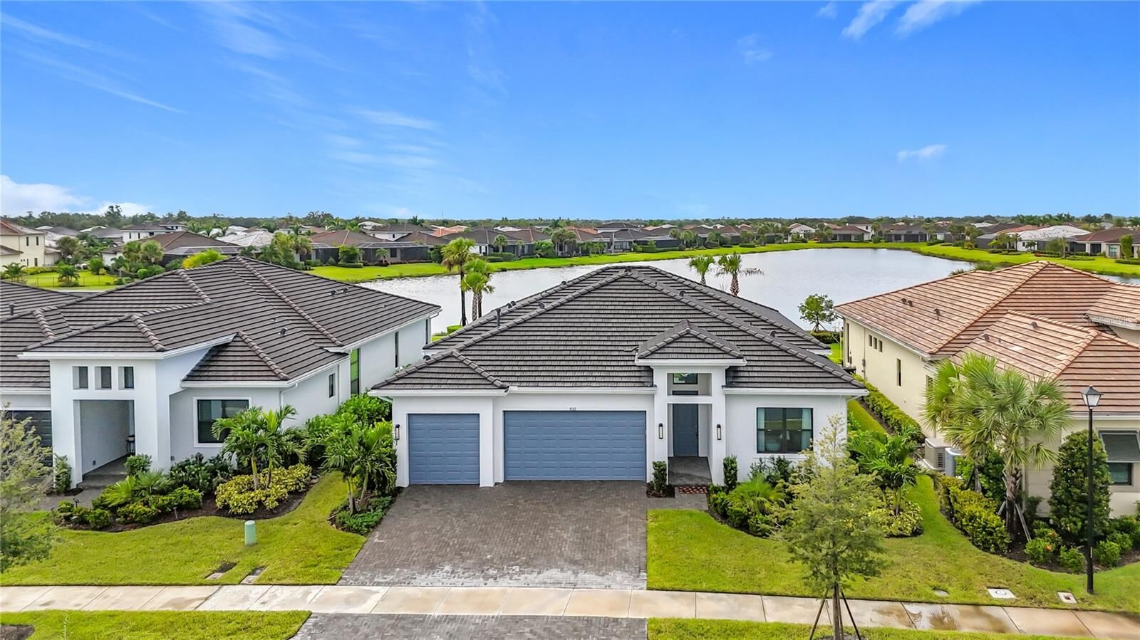 Property Photo:  9132 Bernini Place  FL 34240 