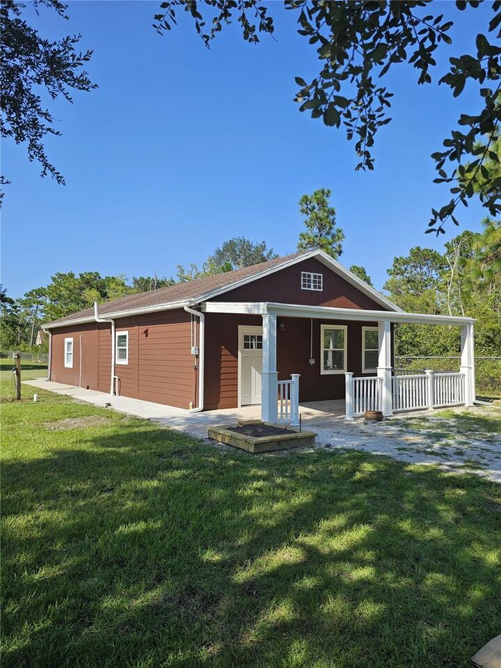 Property Photo:  20805 Sheldon Street  FL 32833 