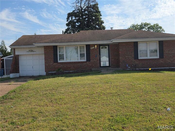 Property Photo: 9418 Pattonwood Drive MO 63136