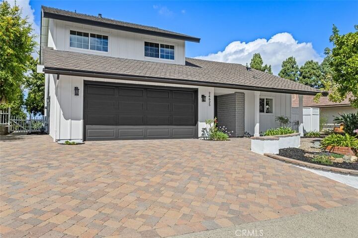 Property Photo:  24625 Los Serranos Drive  CA 92677 