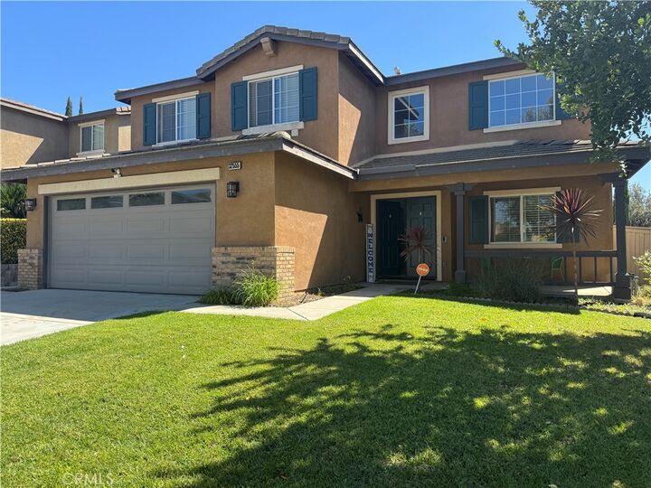 Property Photo:  32555 Via Perales  CA 92592 