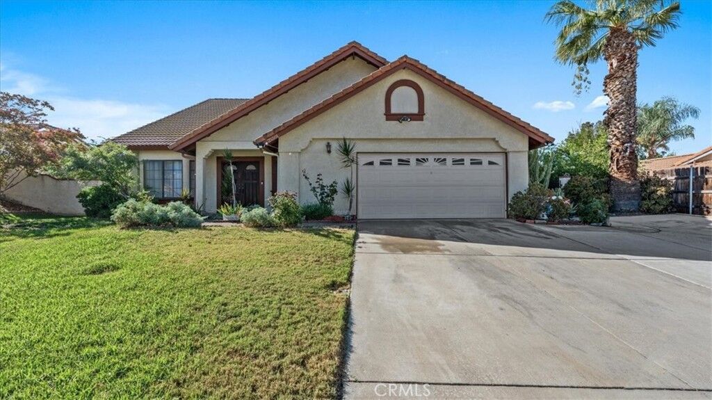 Property Photo:  25591 San Thomas Street  CA 92557 