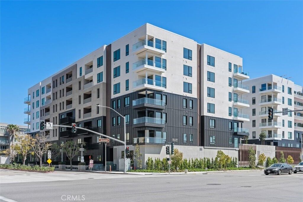 Property Photo:  1202 Rivington  CA 92614 