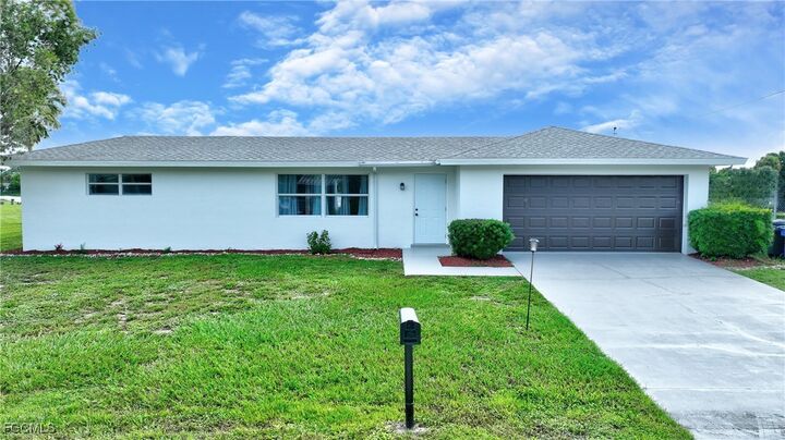 14 Richmond Avenue N  Lehigh Acres FL 33936 photo