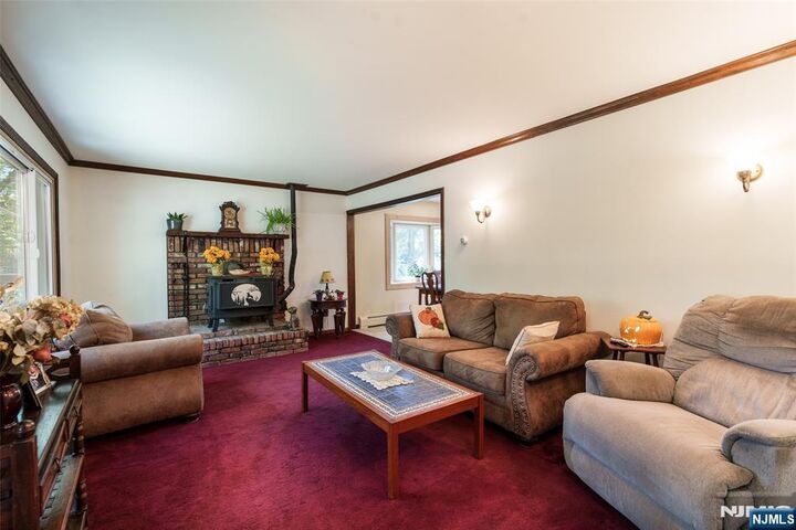 Property Photo:  25 Longhouse Drive  NJ 07421 