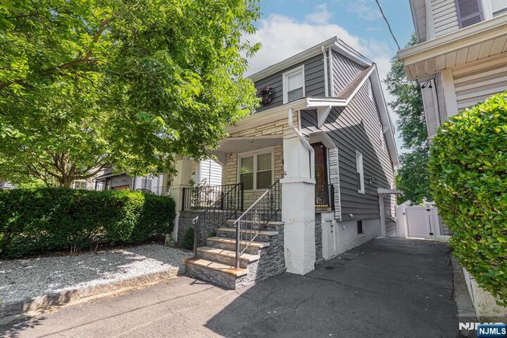 39 Summit Street  Ridgefield Park NJ 07660 photo
