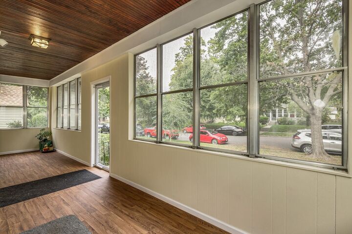 Property Photo: 1920 Laurel Avenue MN 55104