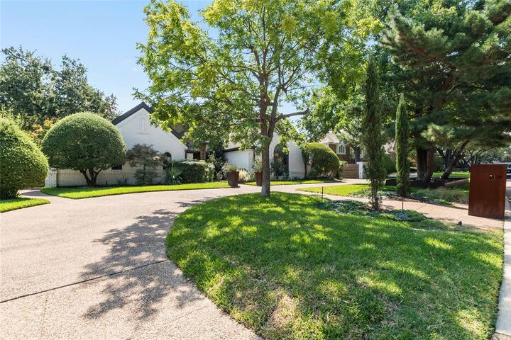 Property Photo: 3409 Crossgate Circle N TX 76034