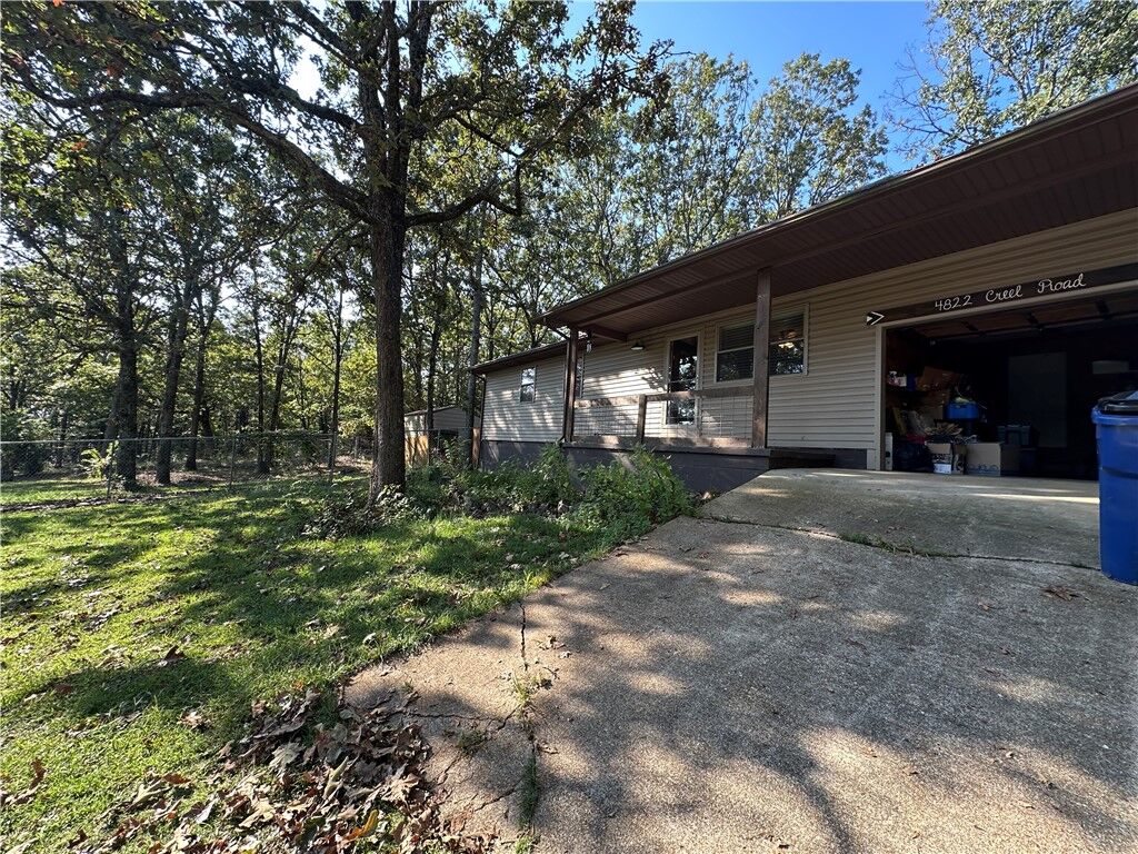 Property Photo: 4822 Creel Road AR 72601