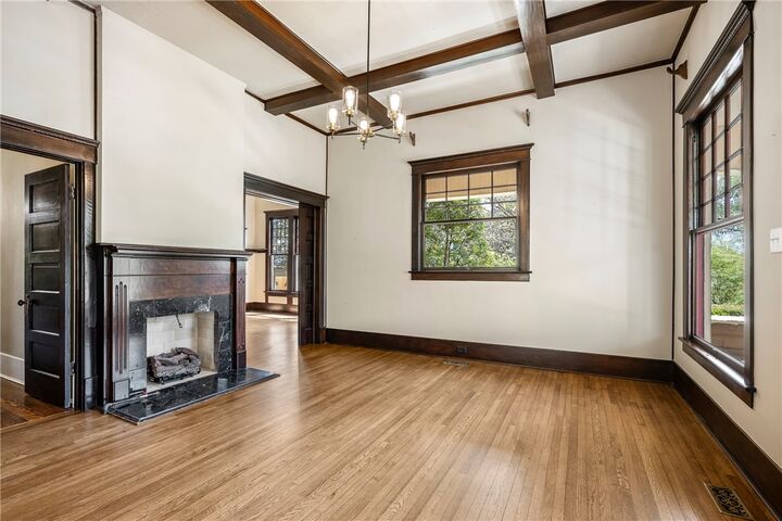 Property Photo:  508 W Central Avenue  AR 72712 