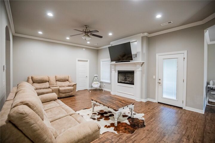 Property Photo: 1421 Colonel McNeil Drive AR 72753