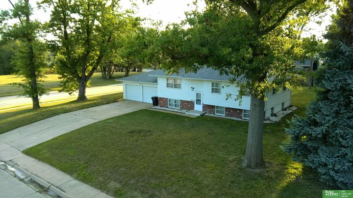 Property Photo: 1205 Ohio Avenue NE 68467